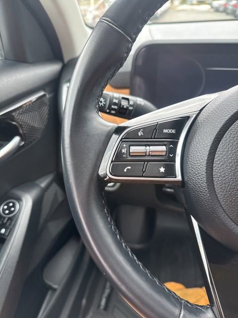 Used 2024 Kia Seltos EX image 23