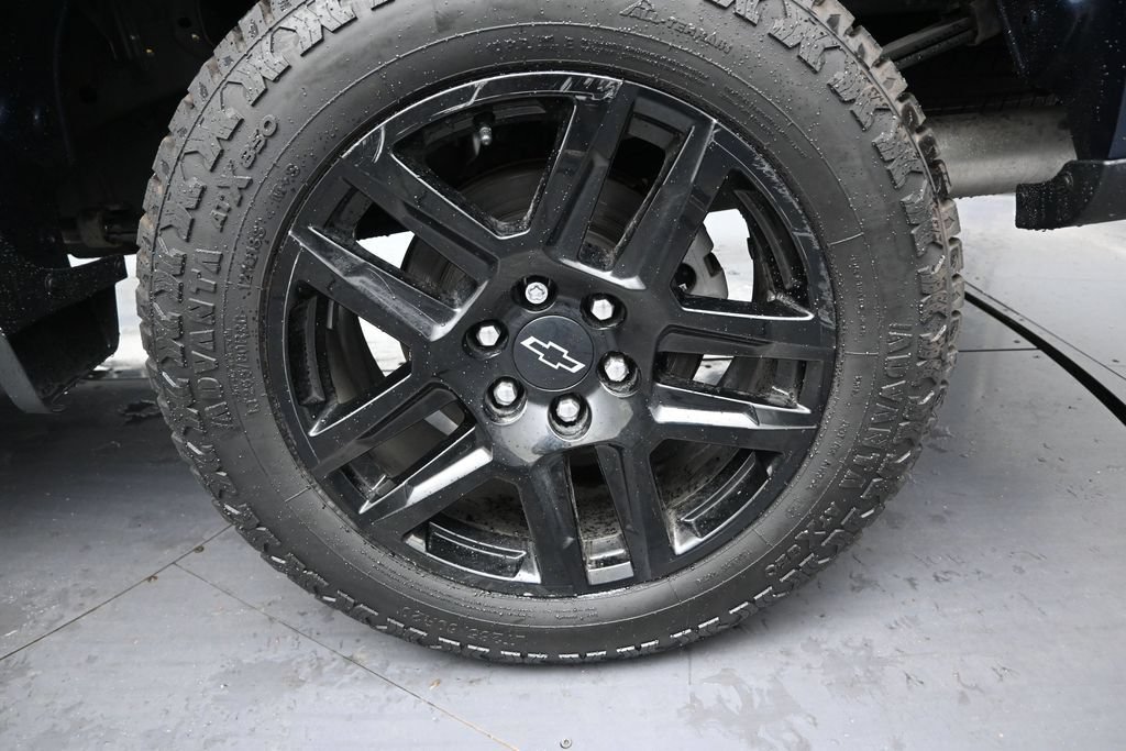 Used 2022 Chevrolet Silverado 1500 LT Trail Boss AWD/4WD image 10