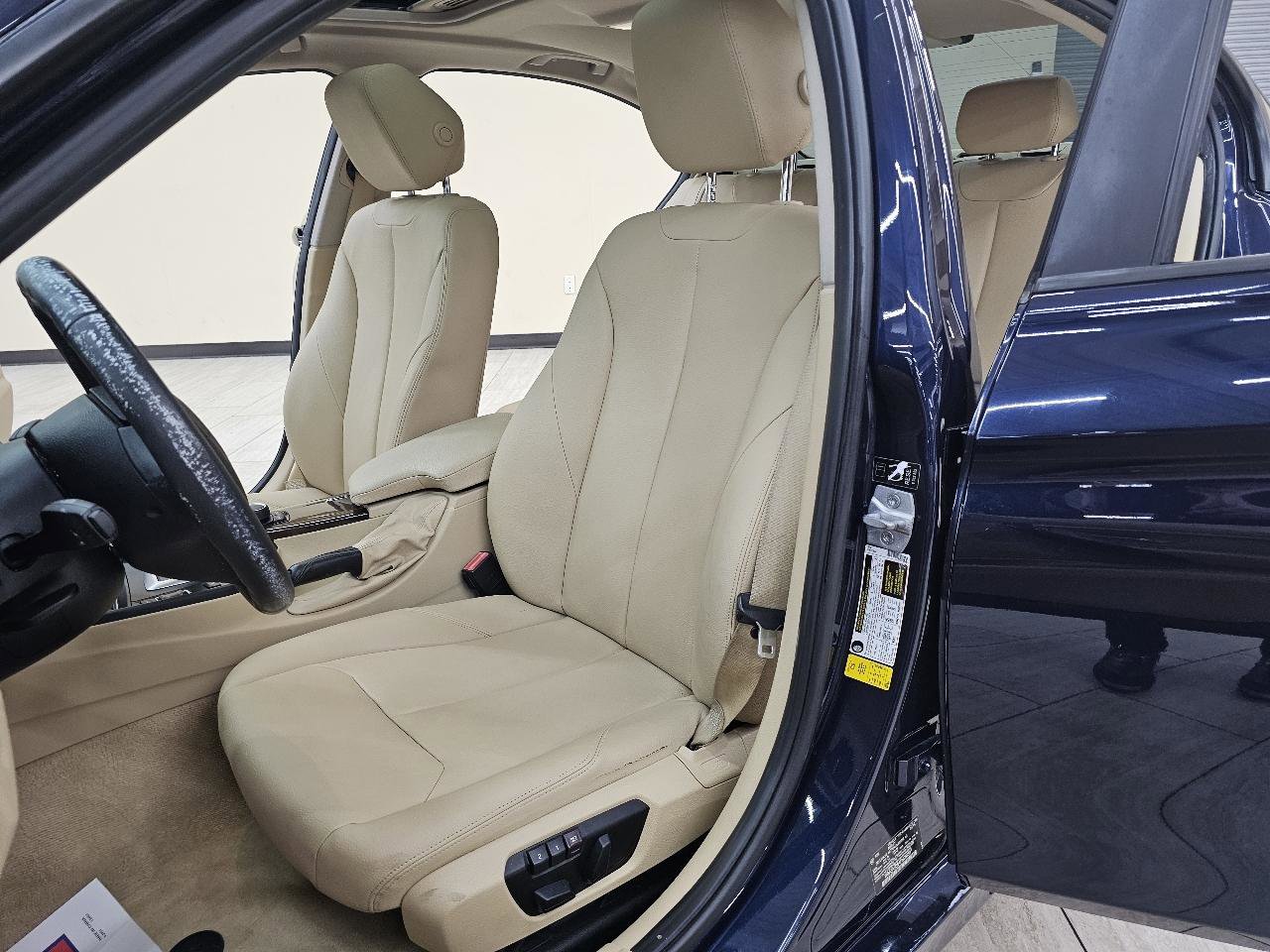 Used 2015 BMW 328i Sedan image 15