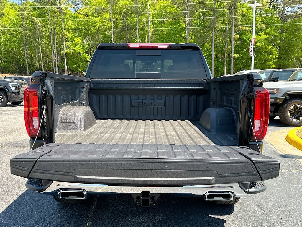New 2026 GMC Sierra 1500 SLT image 16