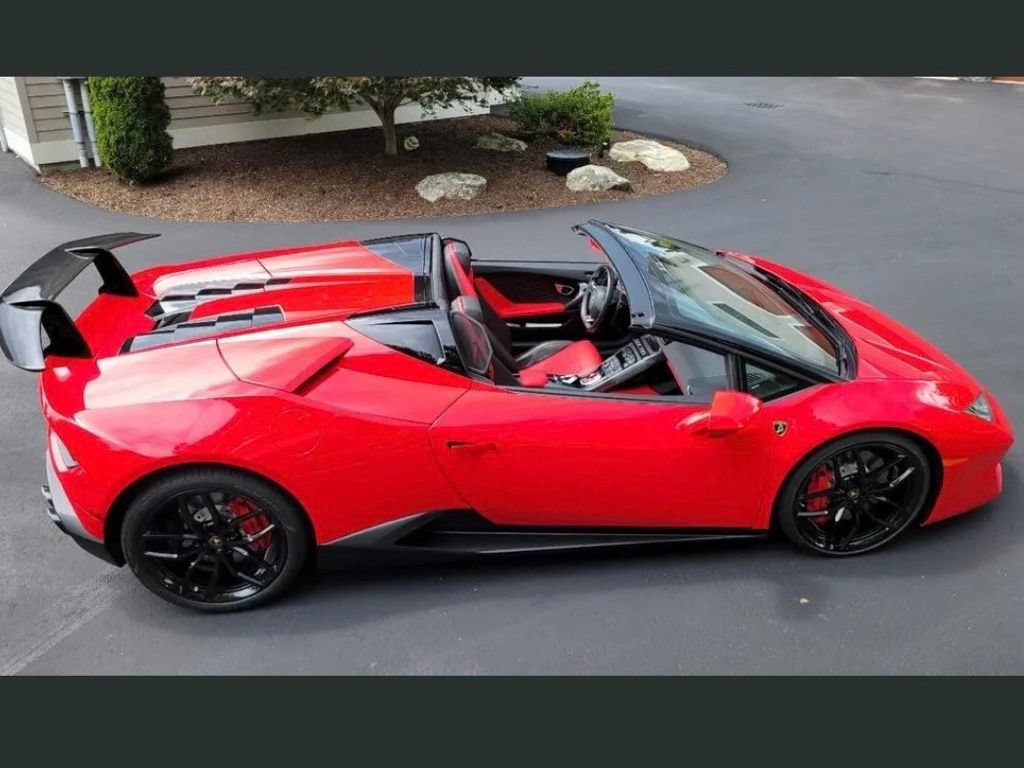 Used 2019 Lamborghini Huracan LP 580-2 RWD image 5