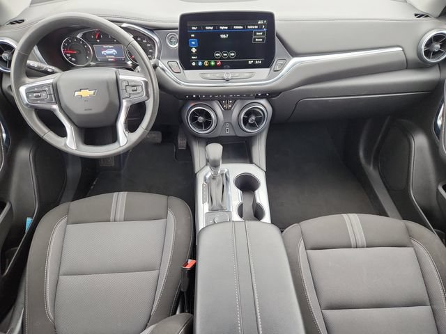 Used 2025 Chevrolet Blazer LT FWD image 15