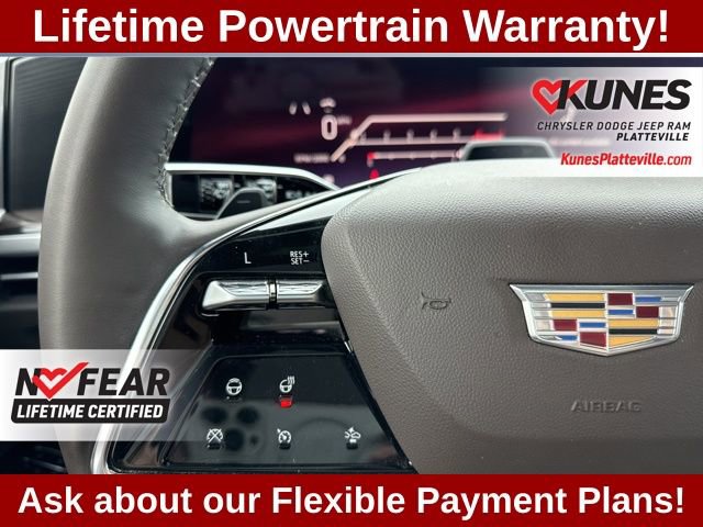 Used 2025 Cadillac Escalade Premium Luxury AWD/4WD image 25