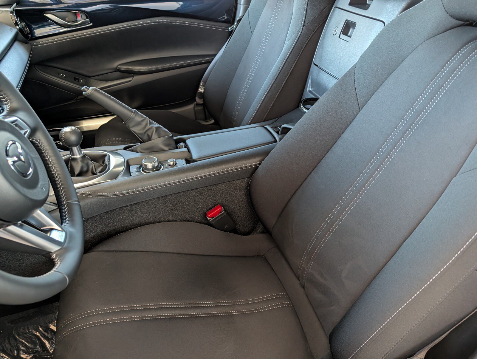 New 2026 MAZDA MX-5 Miata Club w/ Interior Package RWD image 10