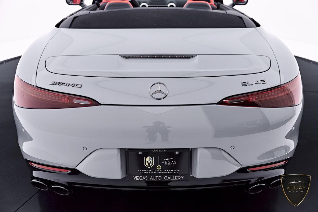 Used 2025 Mercedes-Benz SL 43 AMG w/ Driver Assistance Package image 35