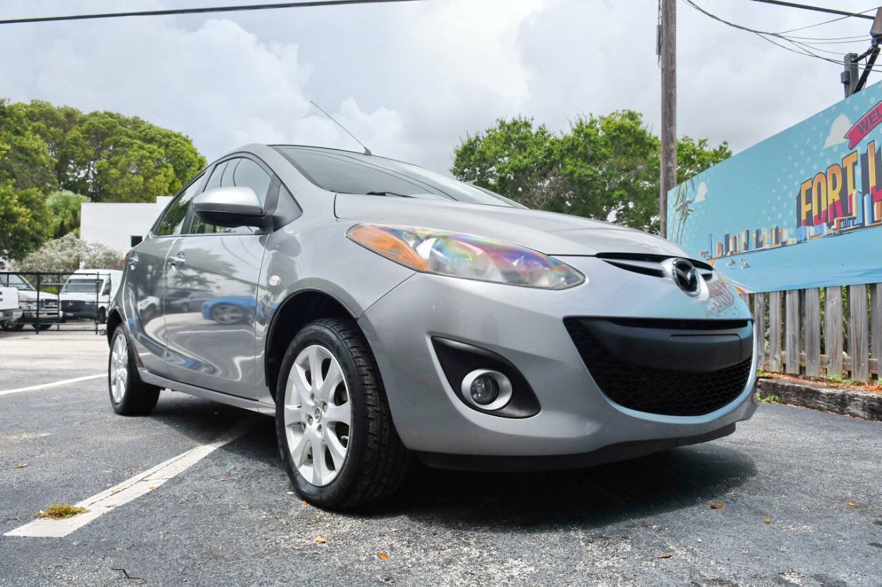 Used 2011 MAZDA MAZDA2 Touring FWD image 40