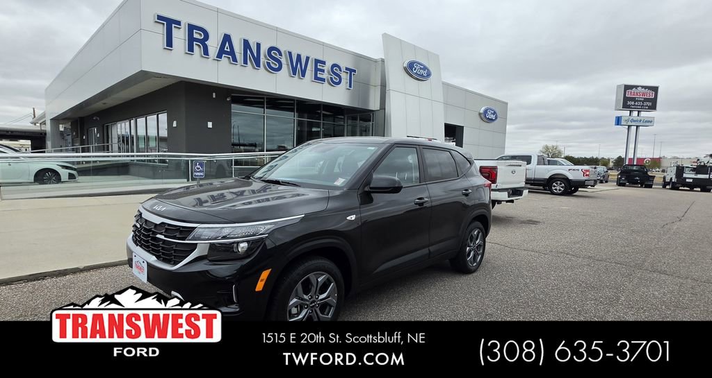 Used 2026 Kia Seltos LX AWD/4WD image 1