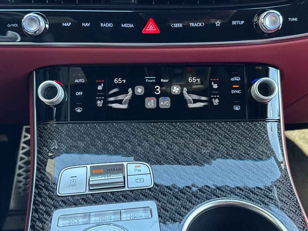 New 2026 Genesis GV70 3.5T Sport Prestige AWD/4WD image 9