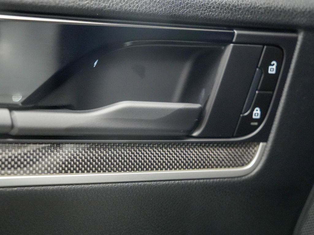 Certified 2024 Porsche Cayenne Coupe AWD/4WD image 14