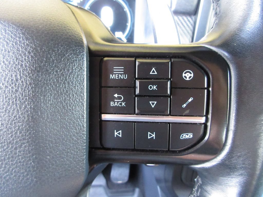 Used 2022 Ford F150 Raptor w/ Equipment Group 801A High AWD/4WD image 17