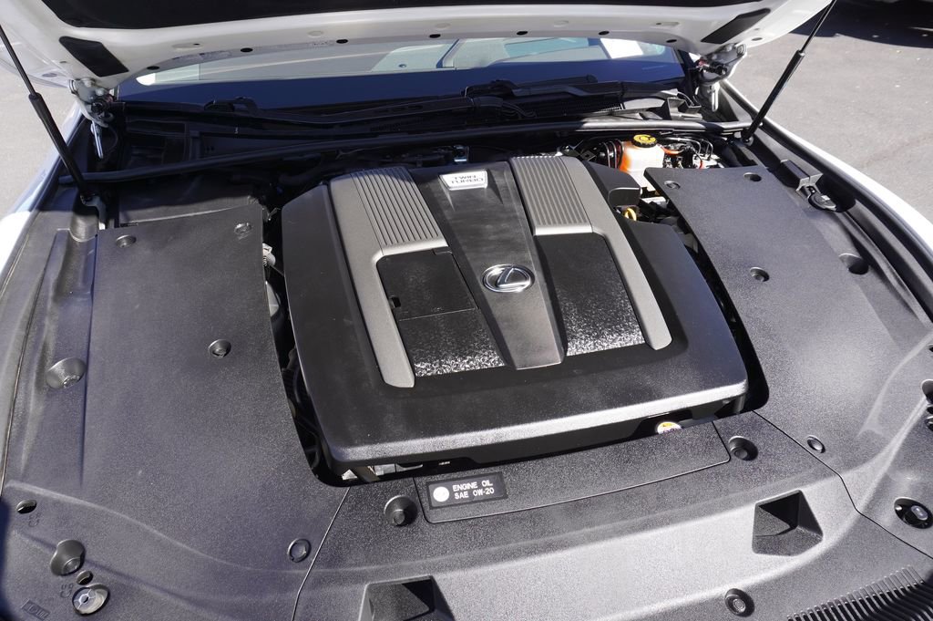 Used 2018 Lexus LS 500 w/ Interior Upgrade Package image 7