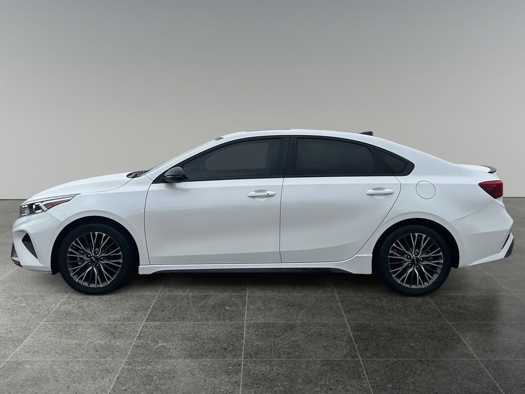 Used 2023 Kia Forte GT-Line w/ GT-Line Premium Package image 4