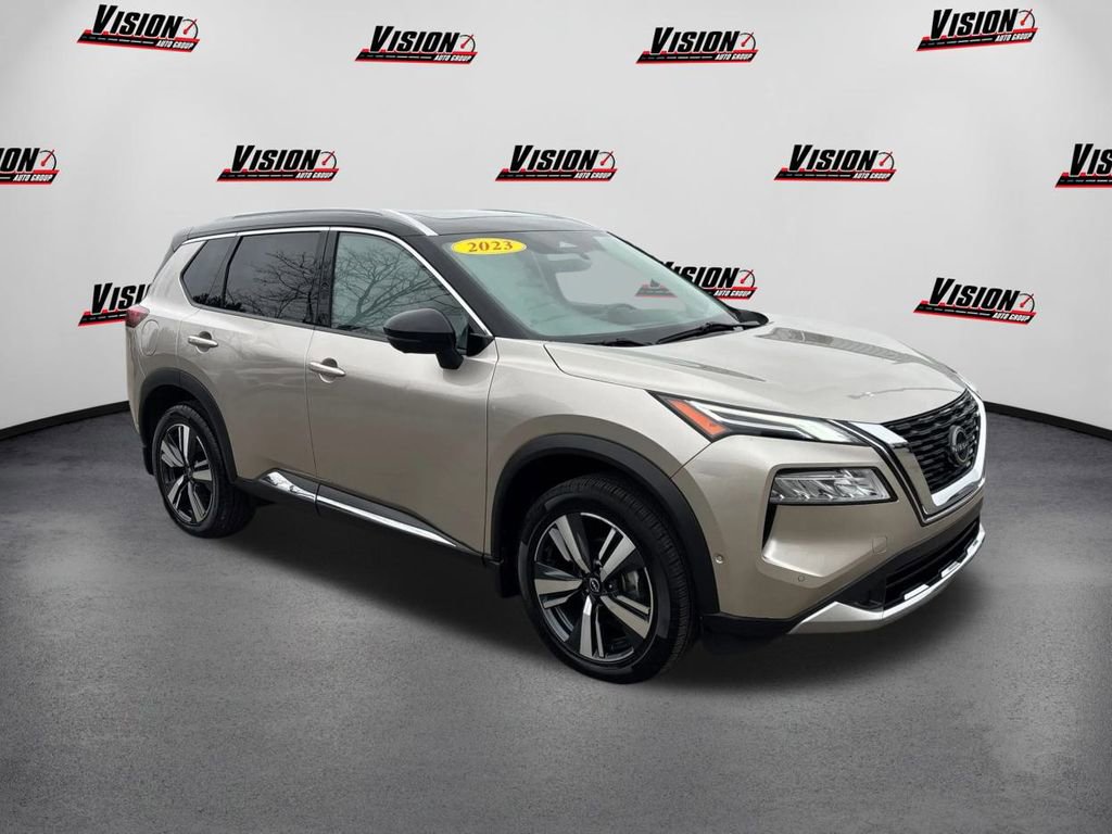 Used 2023 Nissan Rogue Platinum w/ Platinum Premium Package image 3