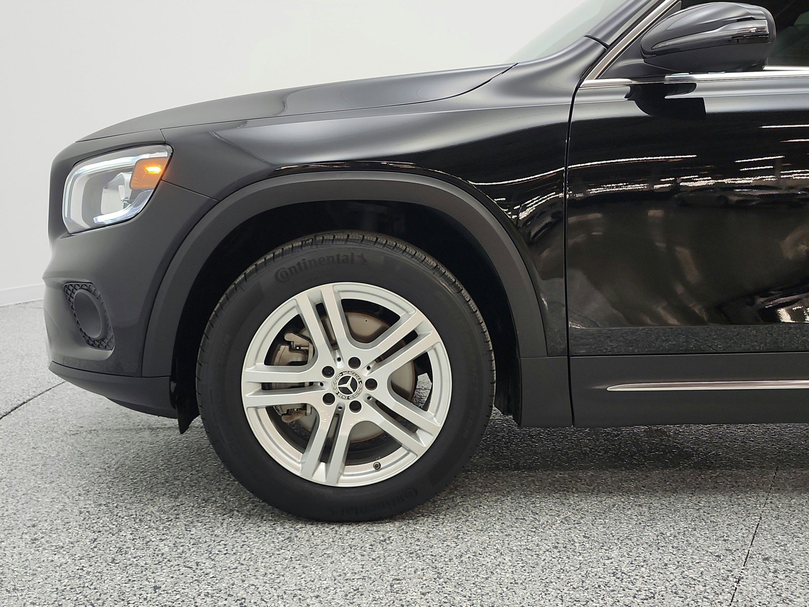 Used 2022 Mercedes-Benz GLB 250 image 22