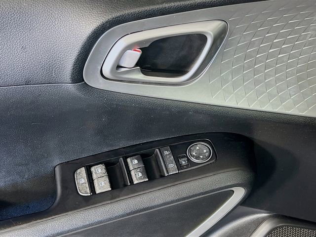 Used 2021 Kia Soul LX FWD image 12