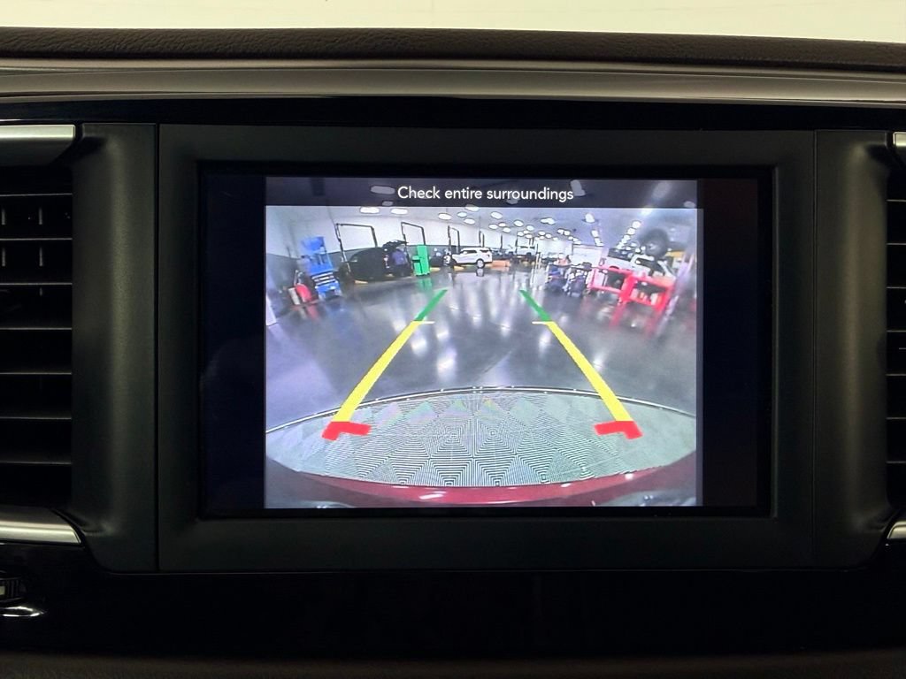 Used 2018 Chrysler Pacifica Touring Plus FWD image 23