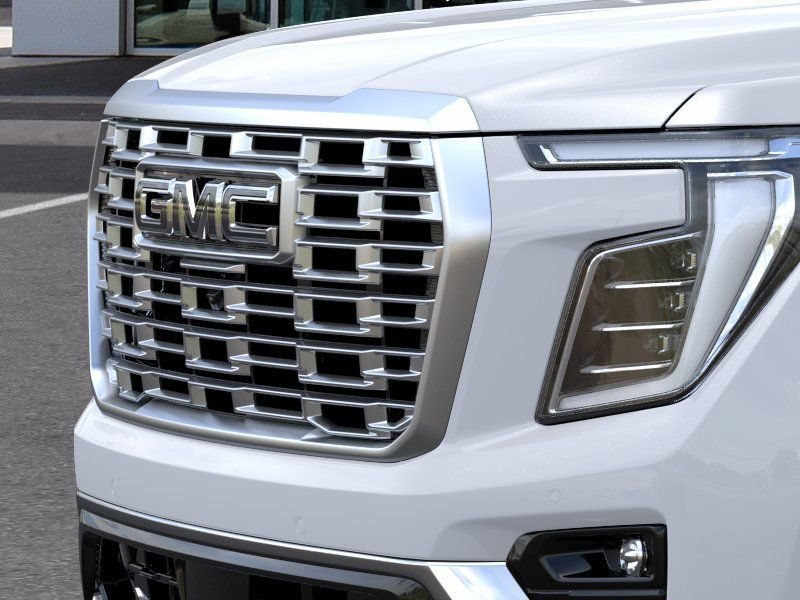 New 2026 GMC Yukon Denali w/ Denali Reserve Package AWD/4WD image 13