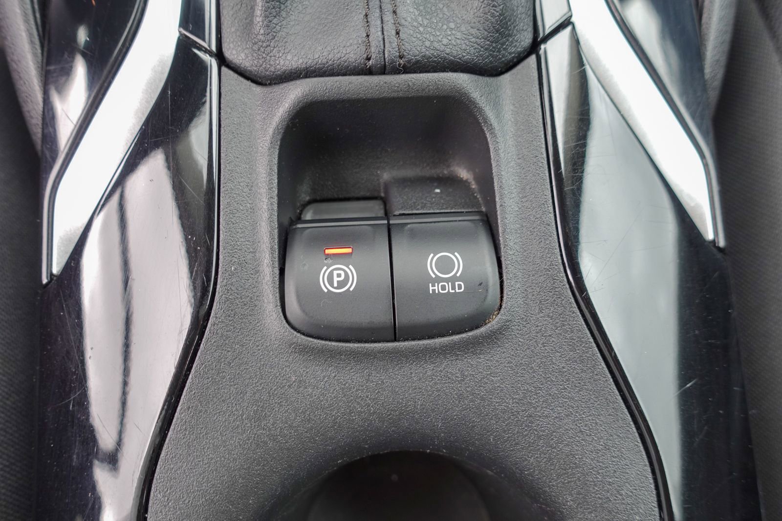 Used 2022 Toyota Corolla LE FWD image 22