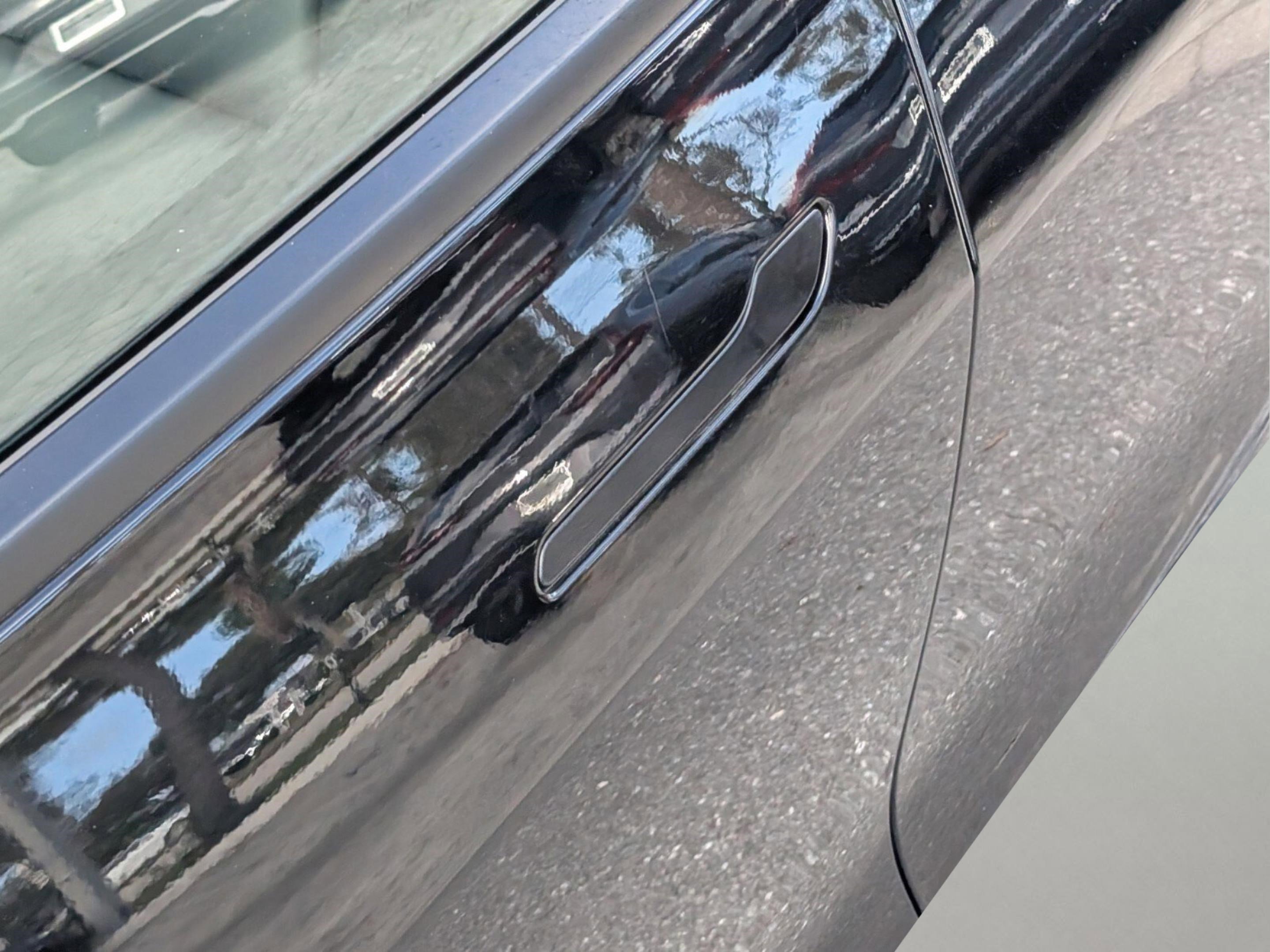 Used 2023 Tesla Model 3 Standard Range image 33