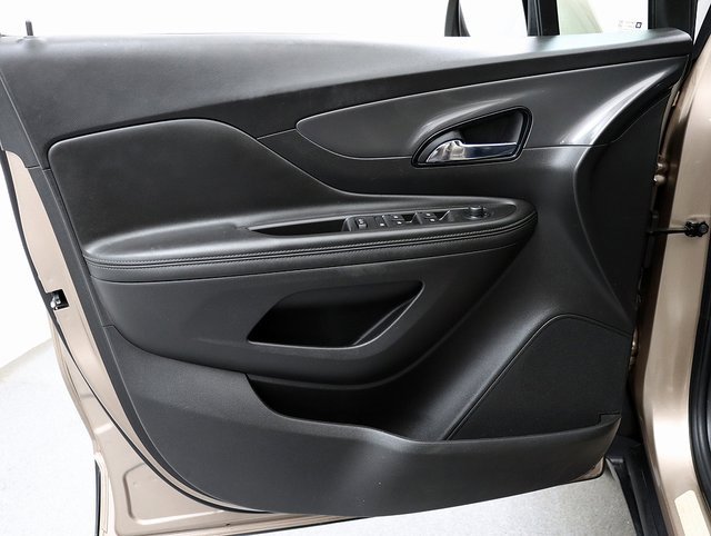 Used 2018 Buick Encore Preferred image 22