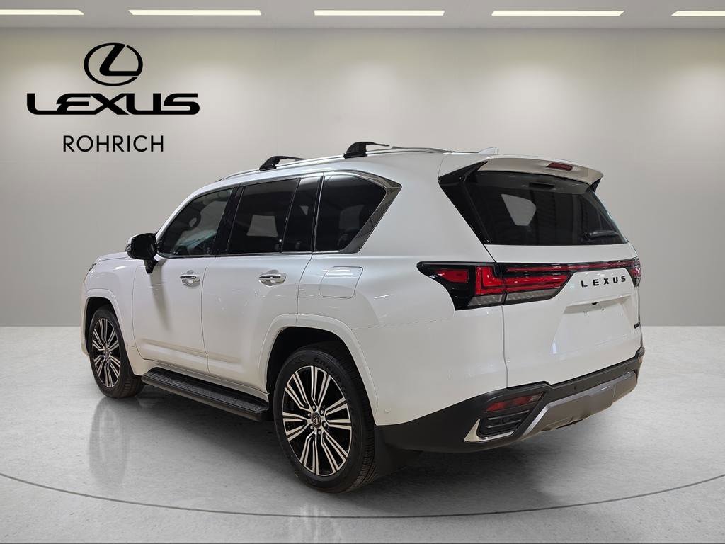 New 2025 Lexus LX 700h Luxury AWD/4WD image 8