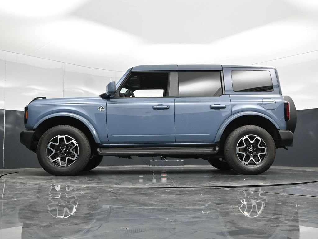 Used 2025 Ford Bronco Outer Banks AWD/4WD image 48