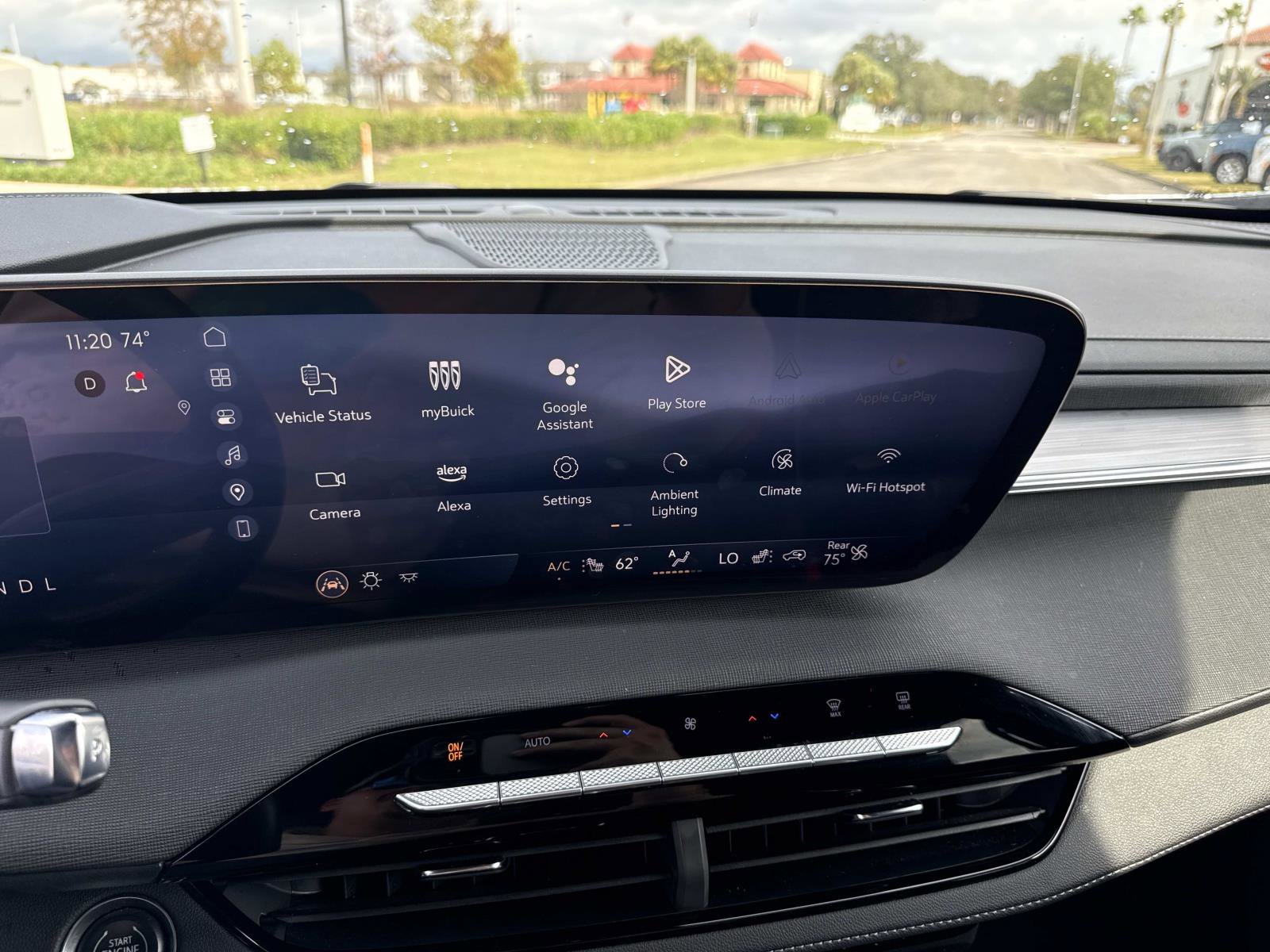 Used 2025 Buick Enclave Preferred image 25