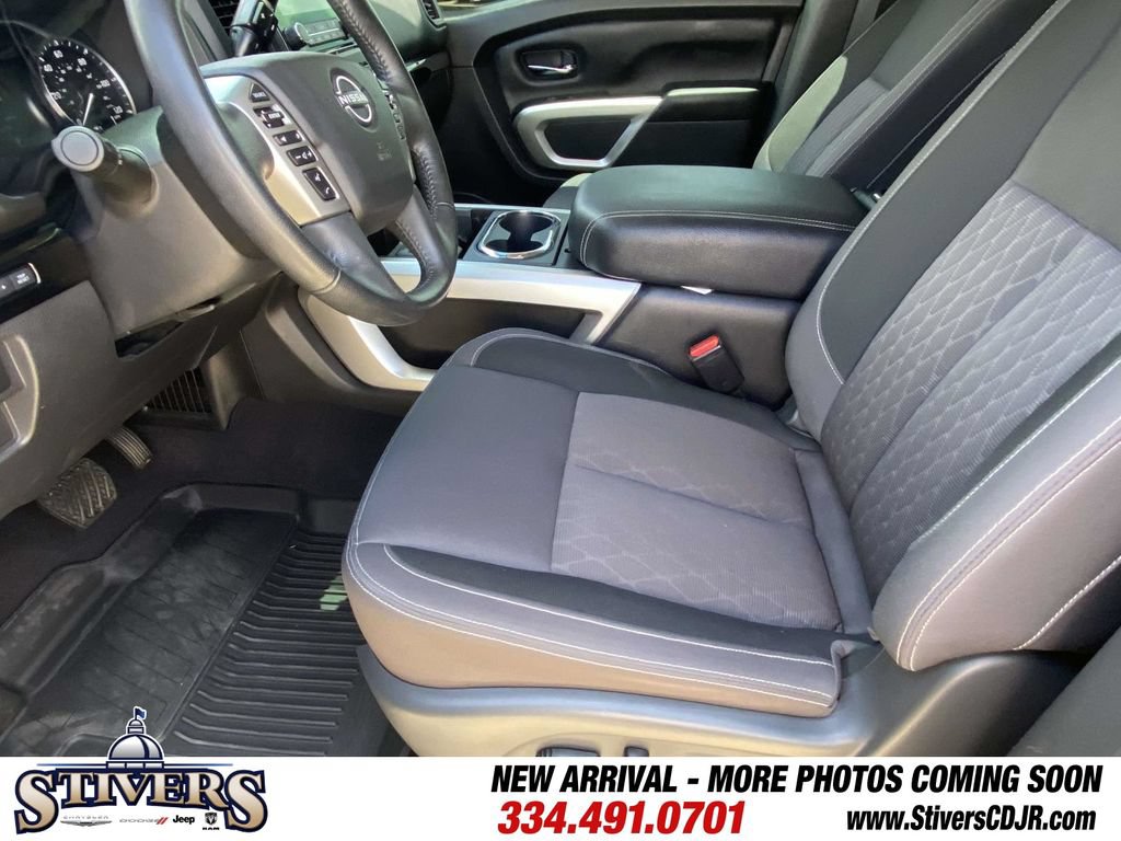 Used 2023 Nissan Titan SV w/ SV Convenience Package RWD image 17