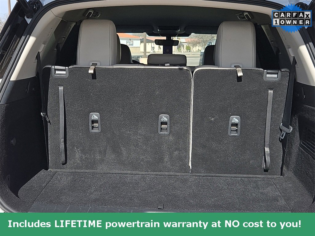 Used 2025 Nissan Pathfinder SL image 10