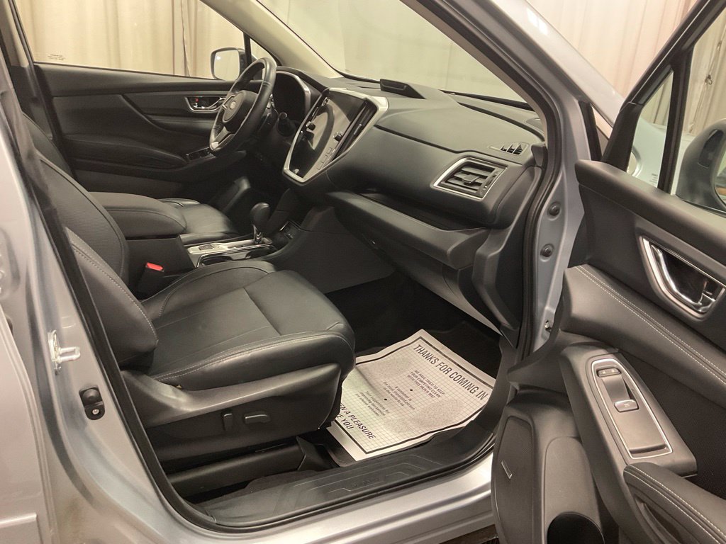 Used 2023 Subaru Ascent Limited w/ Technology Package AWD/4WD image 33
