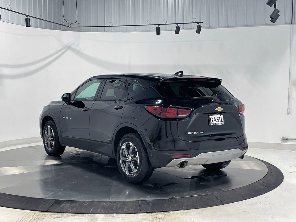 Used 2025 Chevrolet Blazer LT image 13