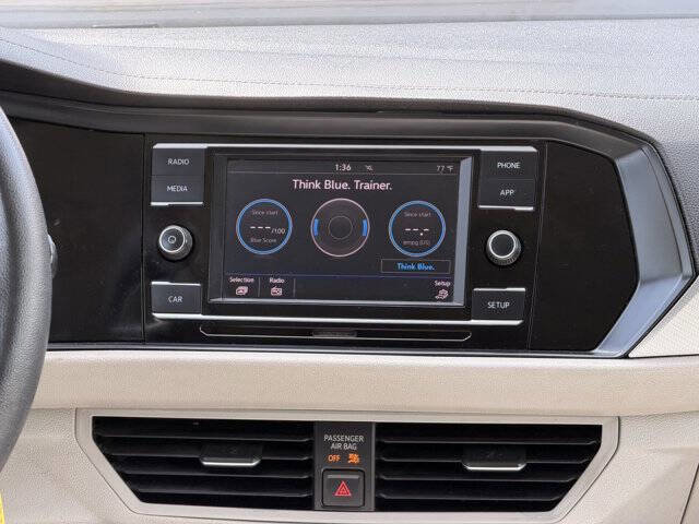 Used 2019 Volkswagen Jetta S image 16
