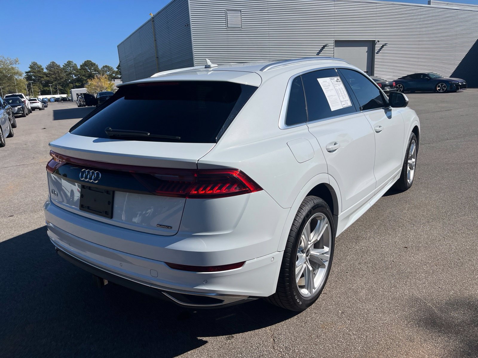 Used 2023 Audi Q8 Premium Plus AWD/4WD image 5