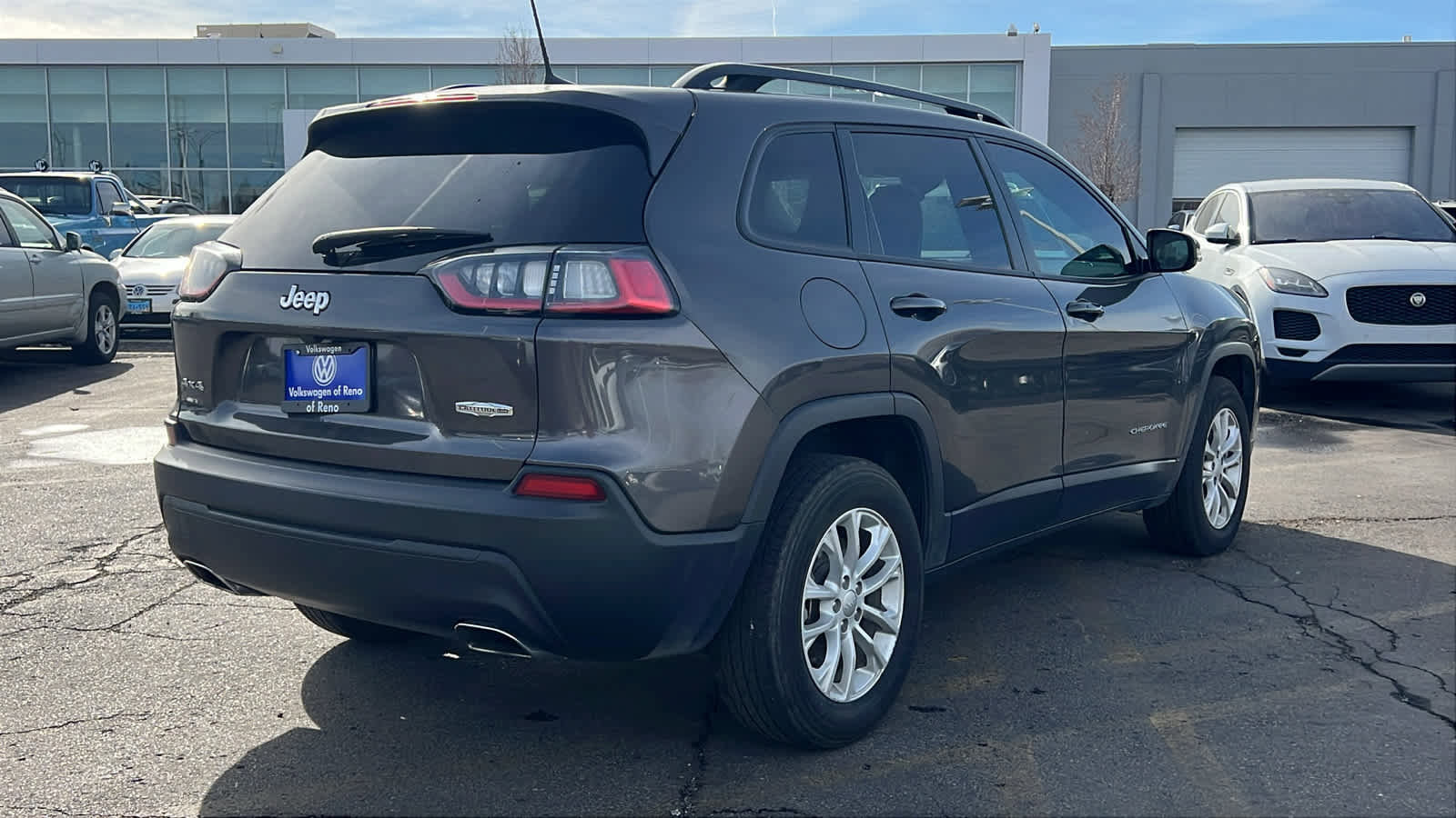 Used 2022 Jeep Cherokee Latitude Lux image 5