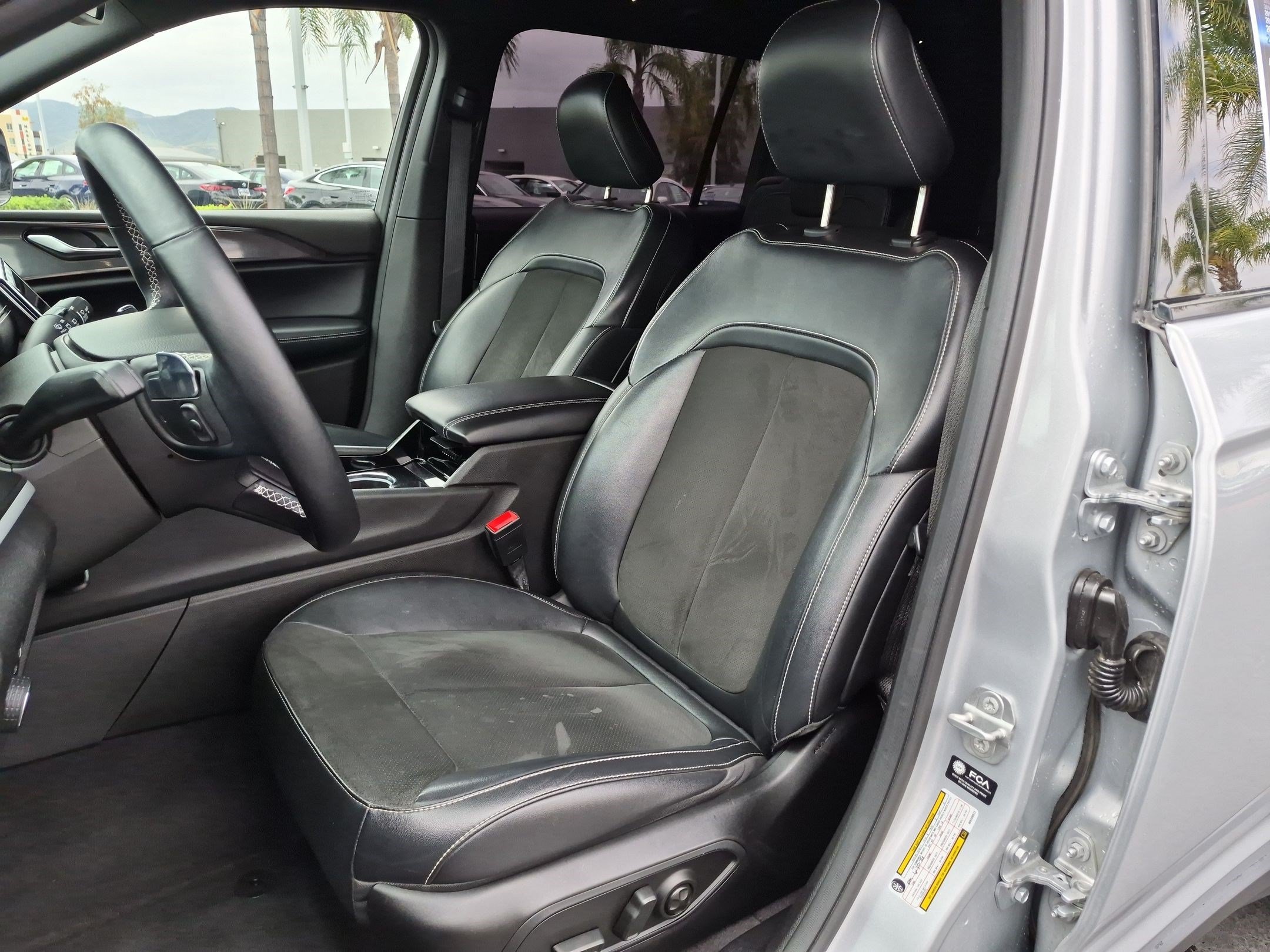 Used 2021 Jeep Grand Cherokee L Laredo AWD/4WD image 16