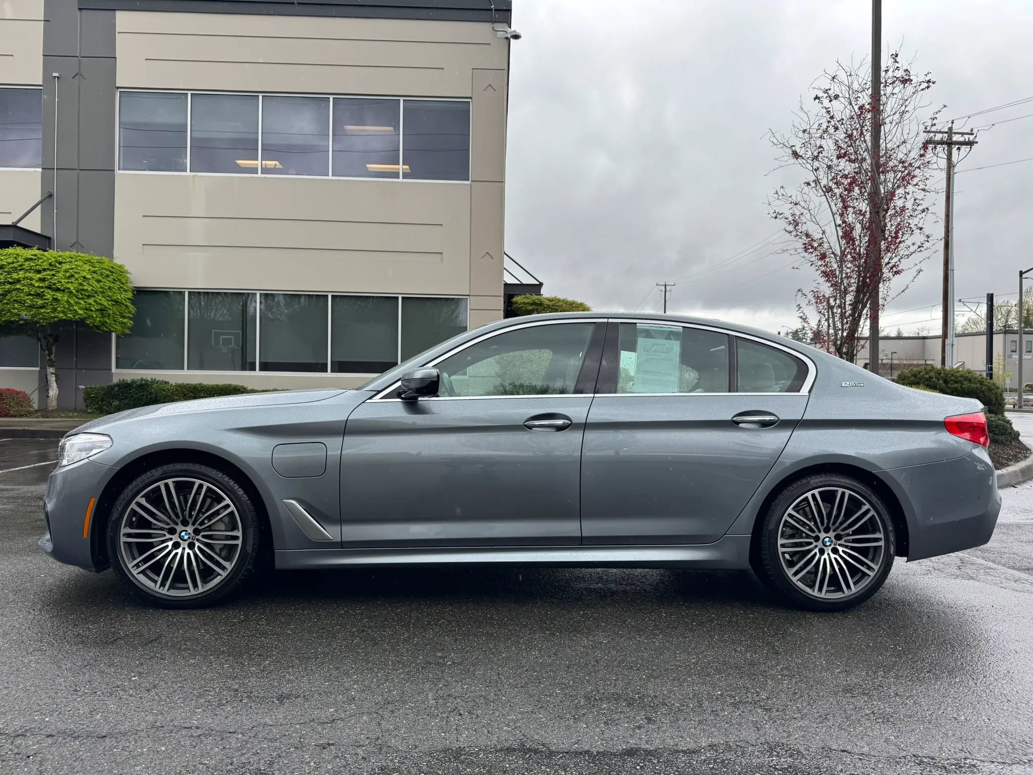 Used 2018 BMW 530e xDrive image 6