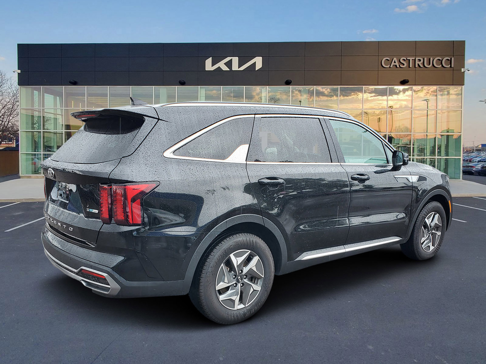 Used 2021 Kia Sorento S FWD image 4