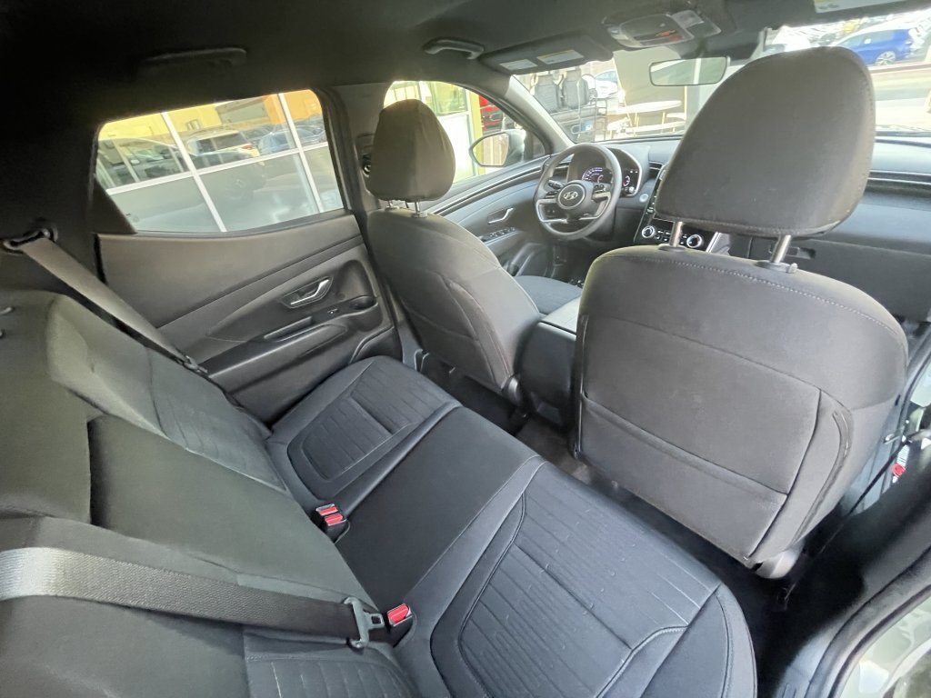 Used 2023 Hyundai Santa Cruz SEL AWD/4WD image 25
