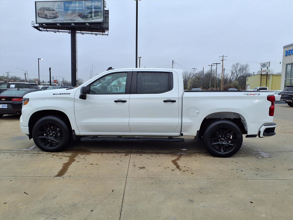 Used 2022 Chevrolet Silverado 1500 Custom w/ LPO, Dark Essentials Package image 23
