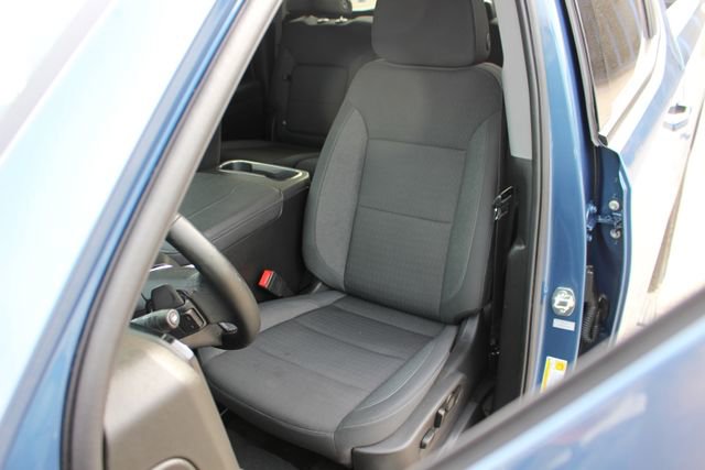 Used 2025 GMC Sierra 1500 Elevation image 30