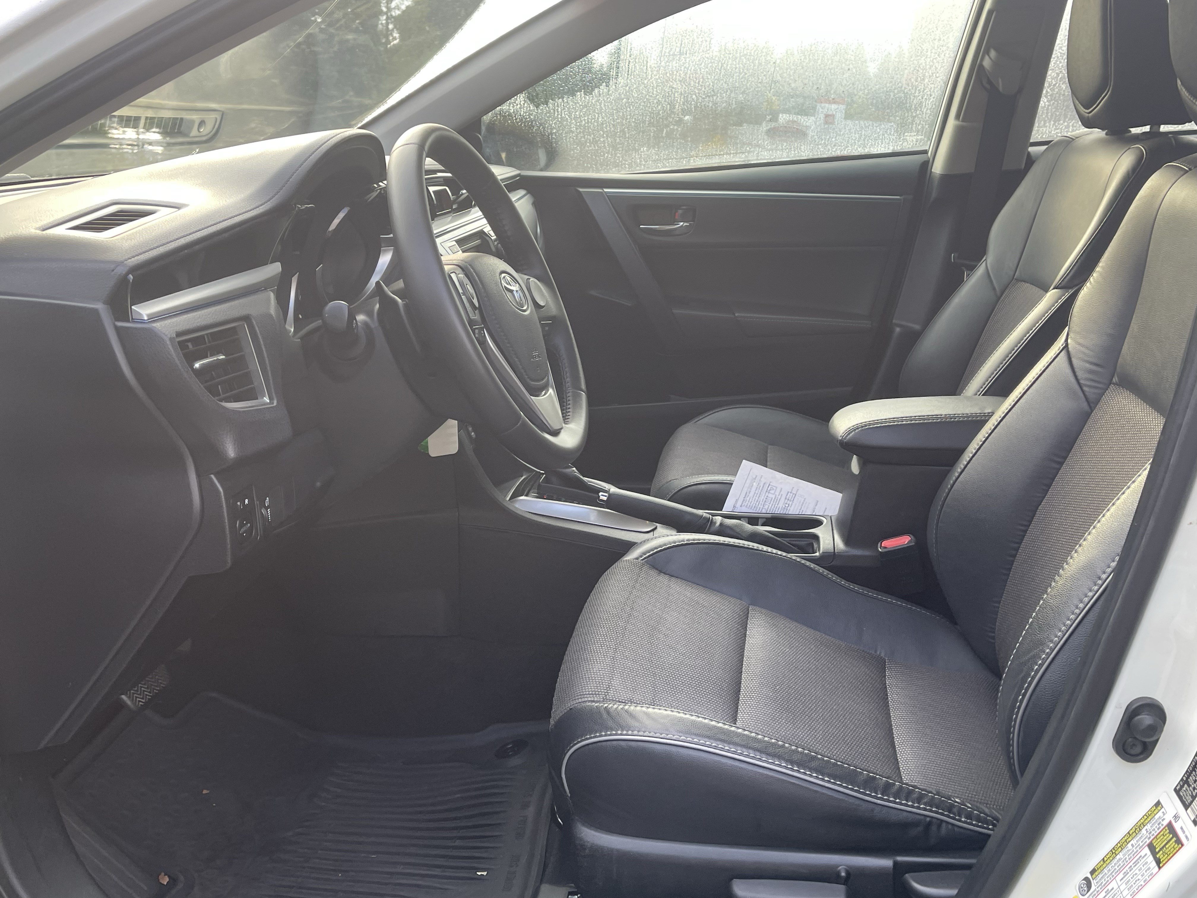 Used 2015 Toyota Corolla S FWD image 11