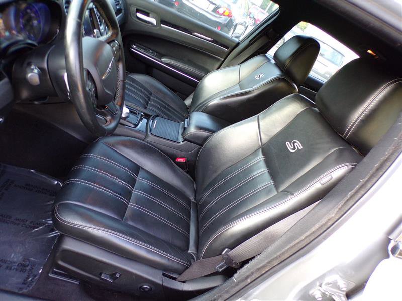 Used 2017 Chrysler 300 S image 15