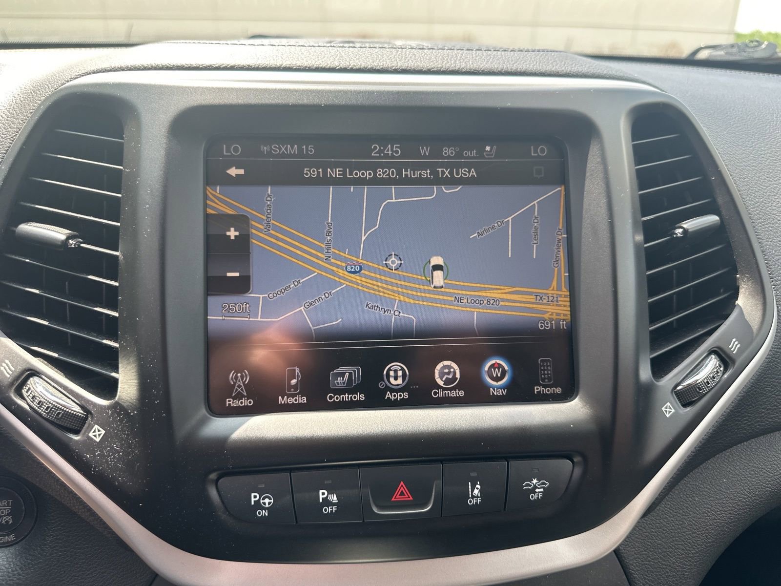 Used 2014 Jeep Cherokee Limited w/ Technology Group AWD/4WD image 6