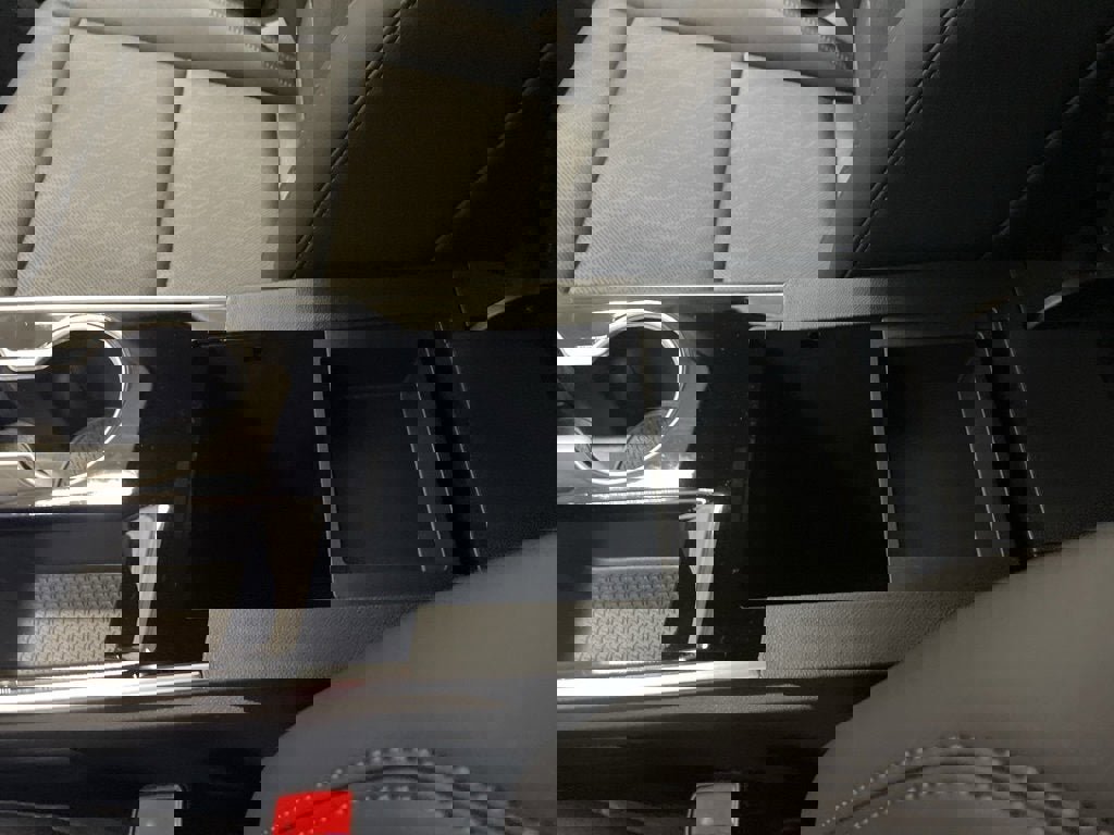 New 2026 Chevrolet Equinox LT w/ Convenience Package II image 17