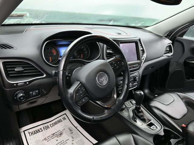 Used 2021 Jeep Cherokee Trailhawk w/ Comfort & Convenience Group image 14