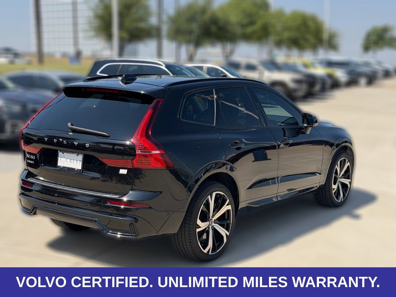 Certified 2024 Volvo XC60 T8 Ultimate w/ Protection Package Premier AWD/4WD image 8