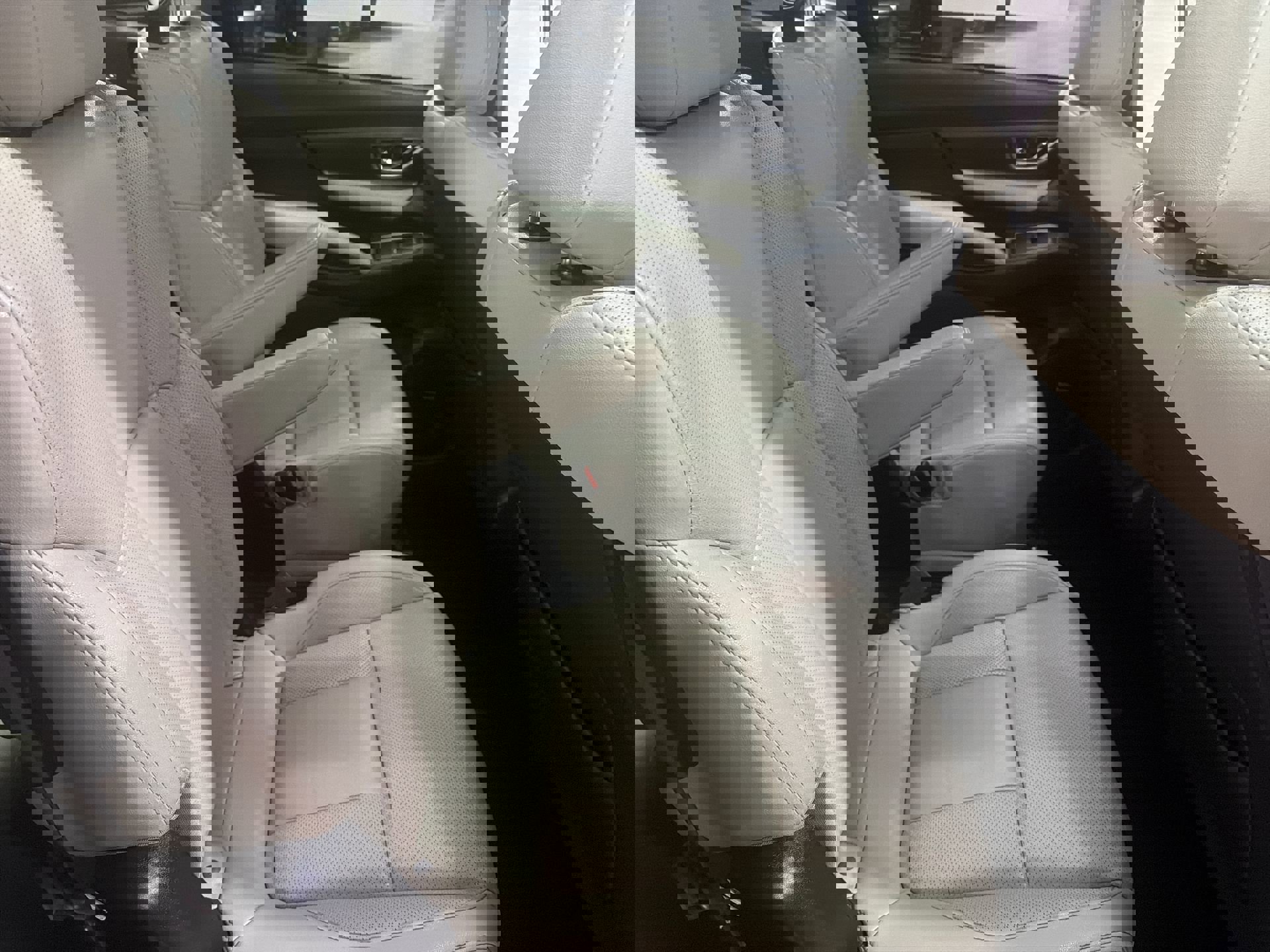 Used 2021 Subaru Ascent Limited w/ Technology Package image 13