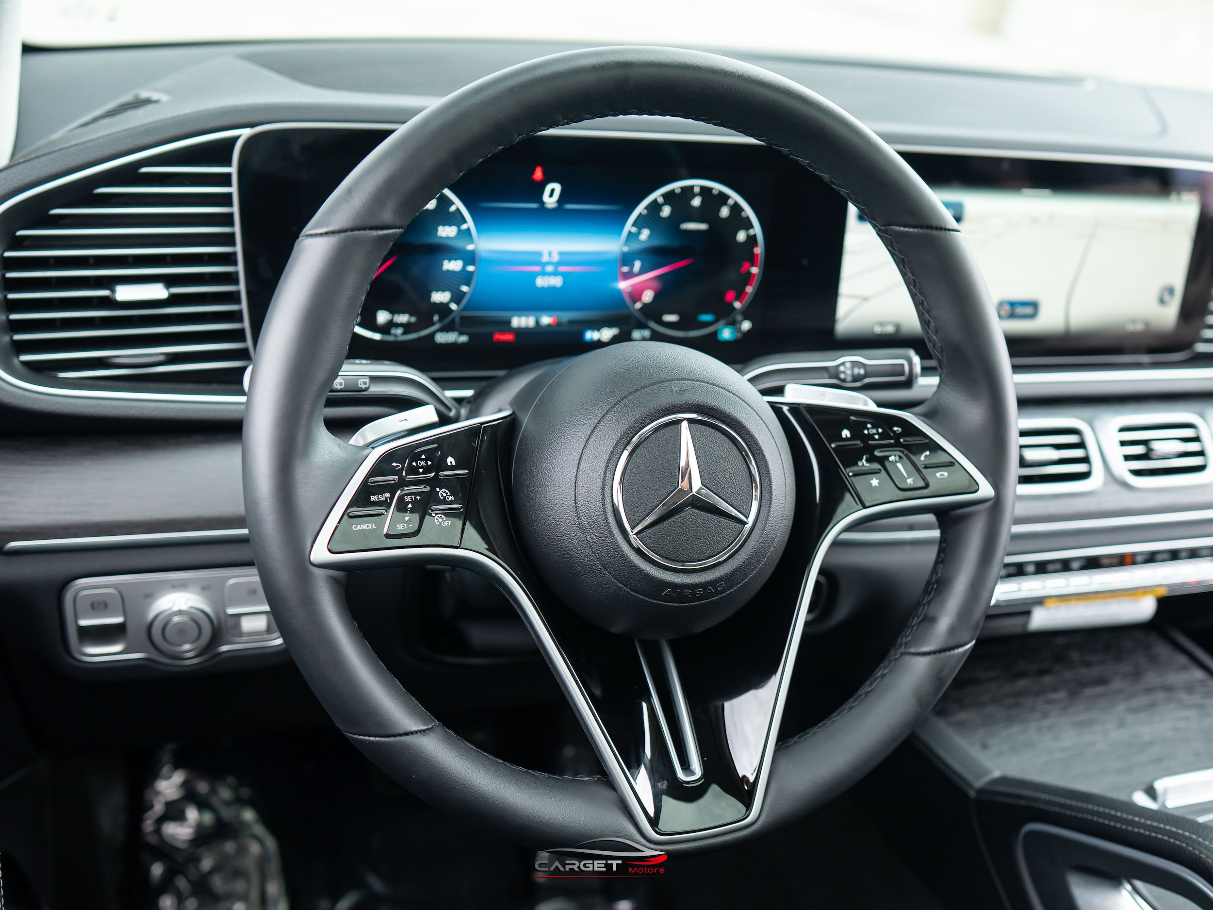 Used 2026 Mercedes-Benz GLE 350 4MATIC w/ AMG Line Exterior image 24