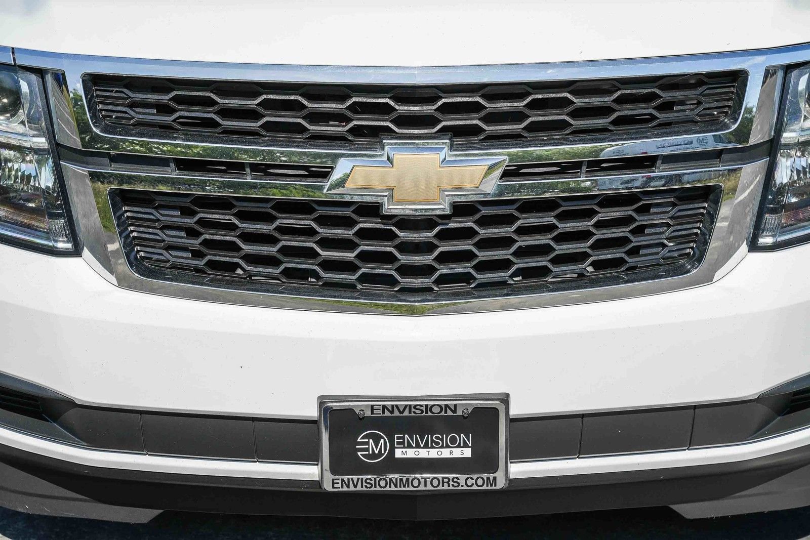 Used 2020 Chevrolet Suburban LT image 7