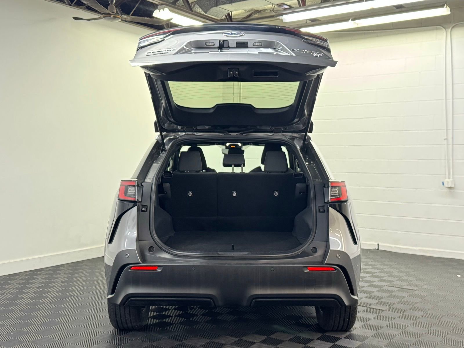 Used 2023 Subaru Solterra AWD image 31